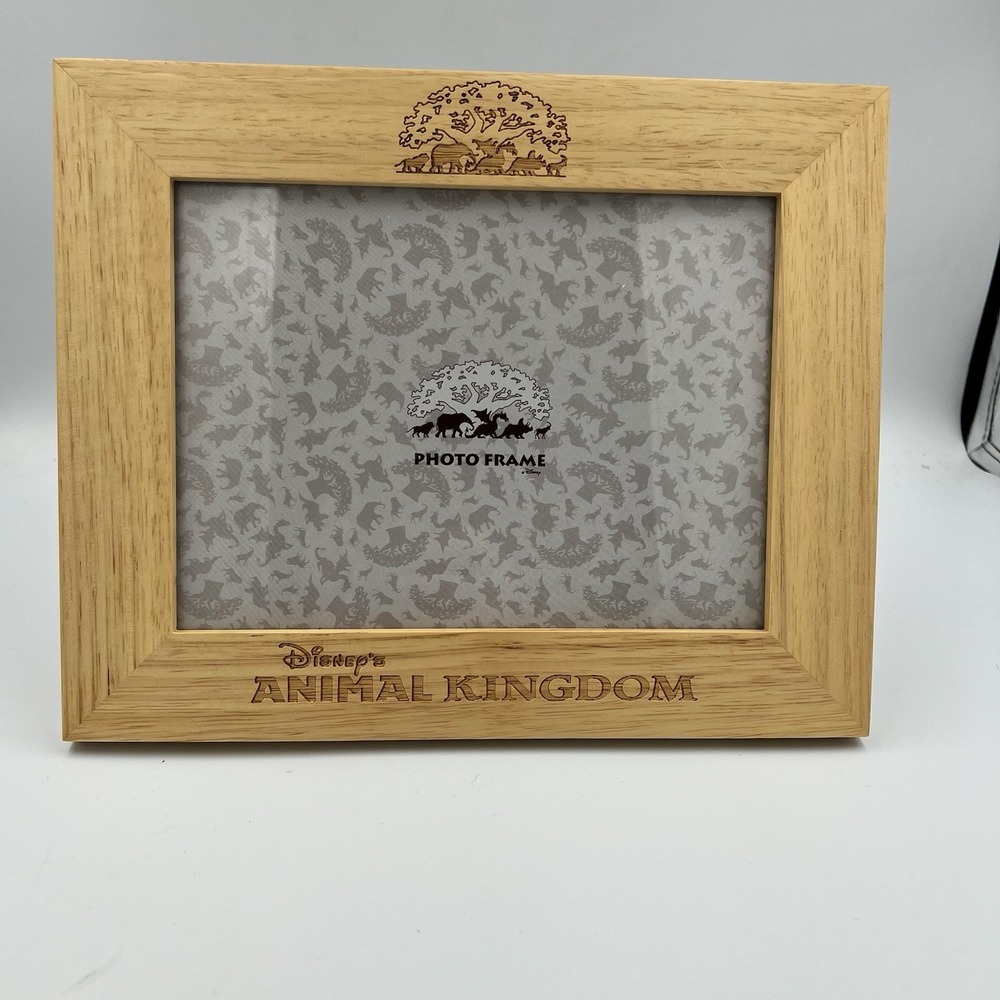 Vintage Walt Disney World Animal Kingdom 7.5" X 5.5" Wooden Photo Frame WDW